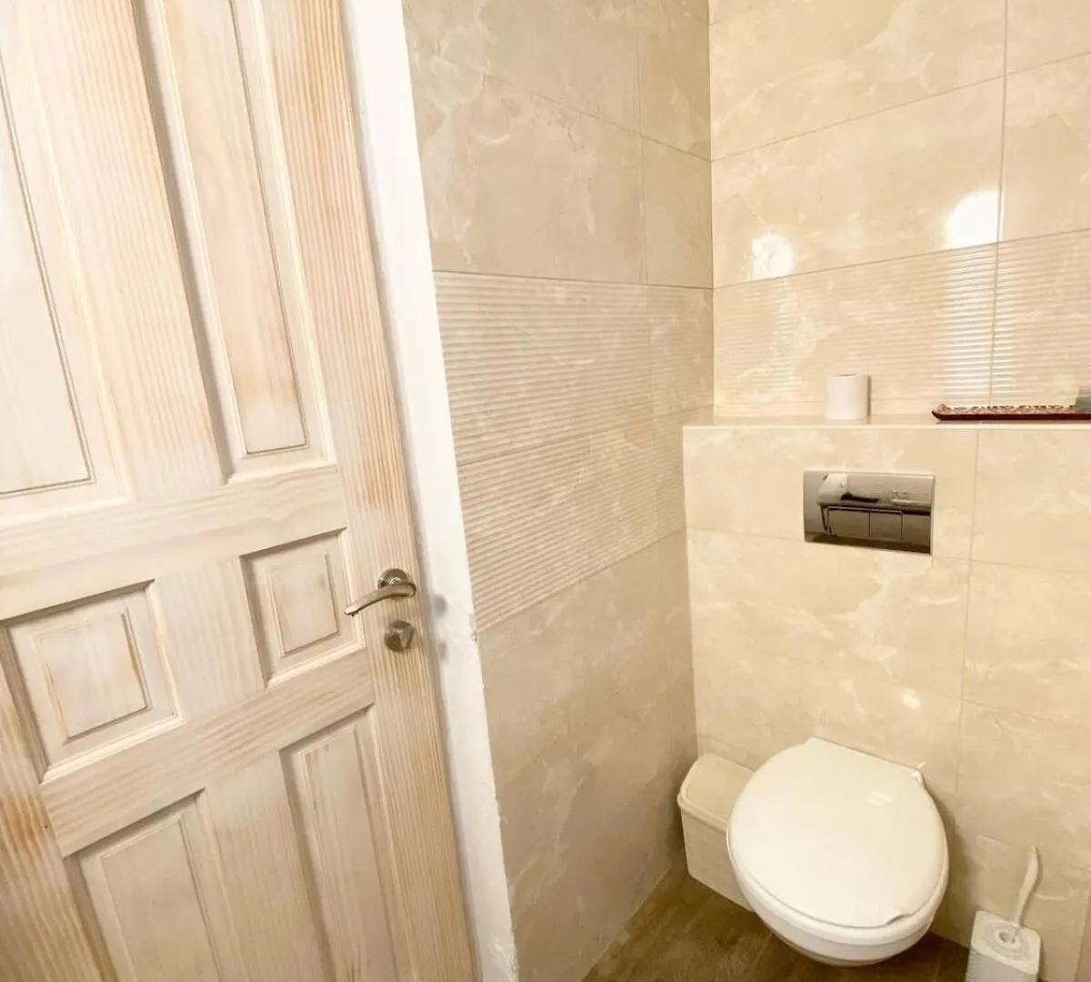 Cozy Suite Near The Parissquare Haifa Israel