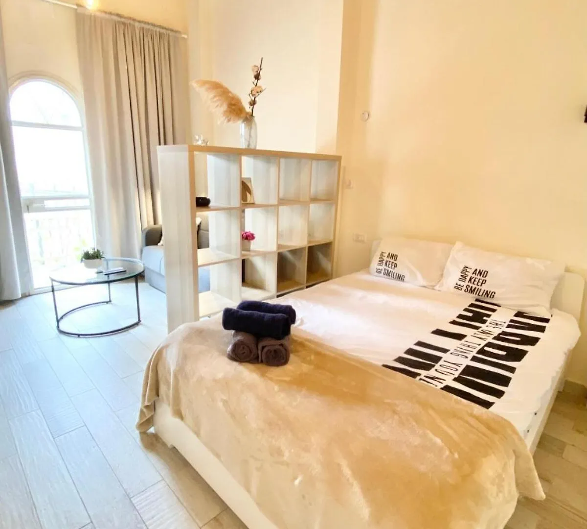 Cozy Suite Near The Parissquare Haifa Apartment
